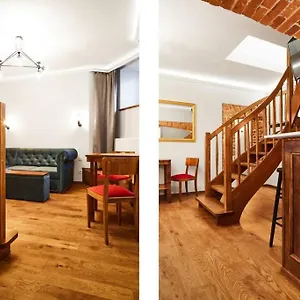 Househost Ii: Studencka Street Kraków